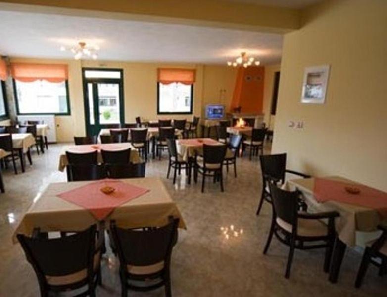 Hotel Galaxias Loutraki  Ngoại thất bức ảnh