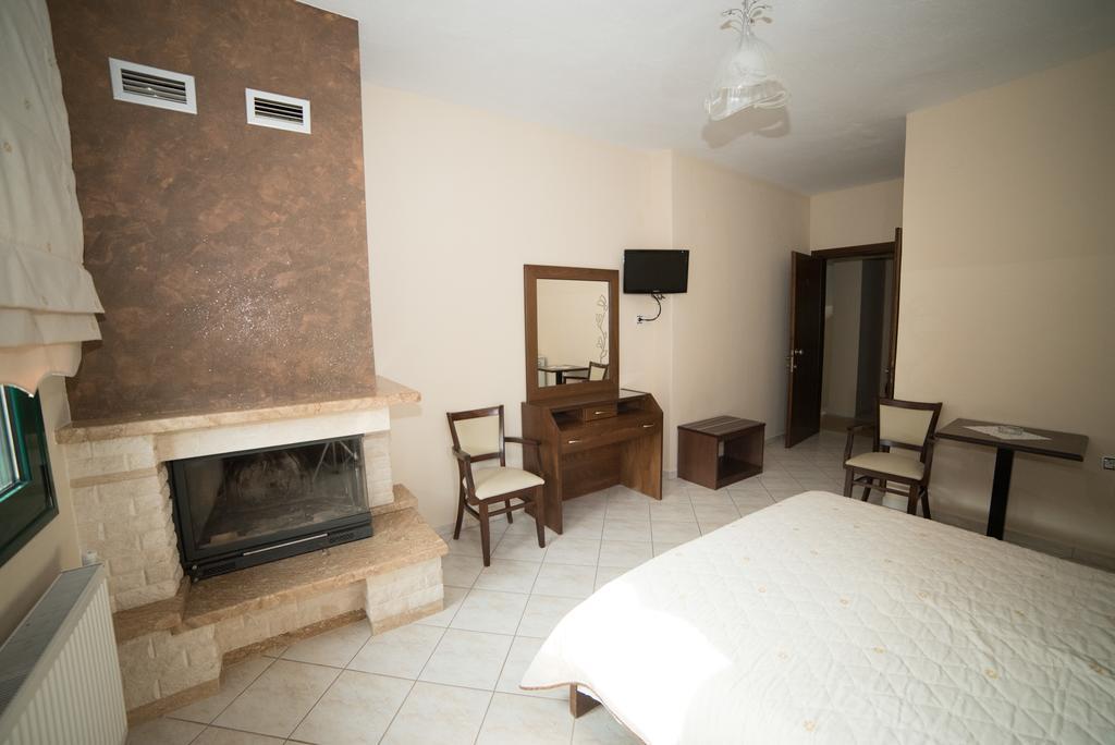 Hotel Galaxias Loutraki  Ngoại thất bức ảnh